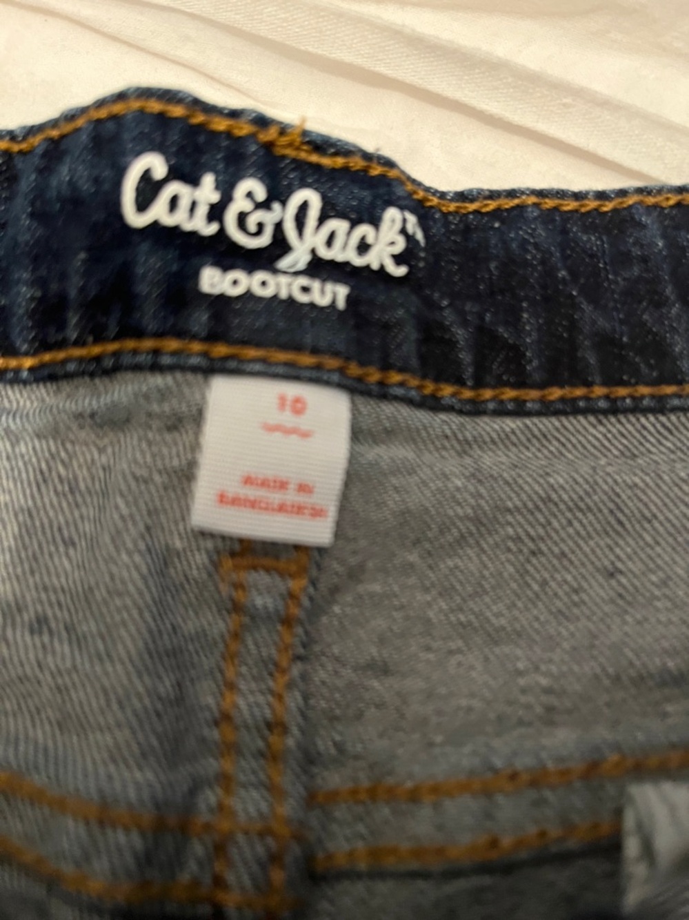 Cat & Jack and Old Navy Kids Bootcut jeans size 10
Selling together - Picture 6 of 9